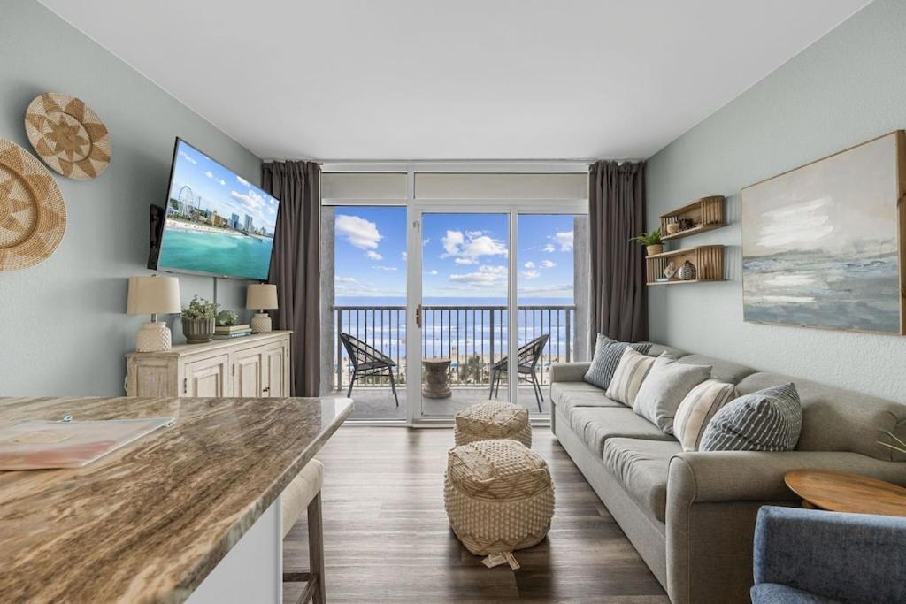 Direct Oceanfront- King Bedroom- Amazing Views/Pools/Hot Tubs/Beach Access/Golf Myrtle Beach Kültér fotó