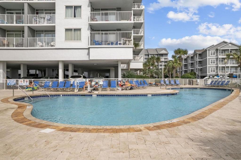 Direct Oceanfront- King Bedroom- Amazing Views/Pools/Hot Tubs/Beach Access/Golf Myrtle Beach Kültér fotó